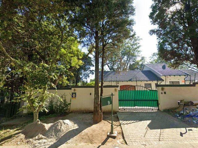 Erf 47, Fourways Township, Registration Division: Iq, Gauteng Province, Also Known As: 7 Albertross Drive, Fourways