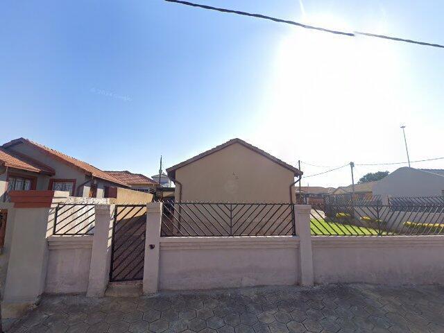 Erf 5651, Lotus Gardens Extension 2 Township, Registration Division J.R., Province Of Gauteng, Situated At 40 Ngala Street, Lotus Gardens, Lotus Gardens Ext 2