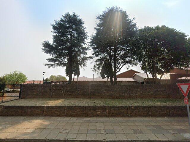 Section No. 131, Scheme Known As Spartacus, Scheme Number Ss30/1995, Under Title Deed St26875/2020, Unit 131 Spartacus Body Corporate, 20 Paul Smit Road, Ravenswood Ext 21, Township, Boksburg, City Of Ekurhuleni Metropolitan Municipality