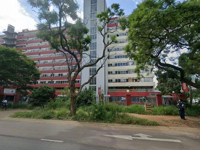 Section No 412, Barclay Square, Sunnyside (Pta) Township, City Of Tshwane Metropolitan Municipality
