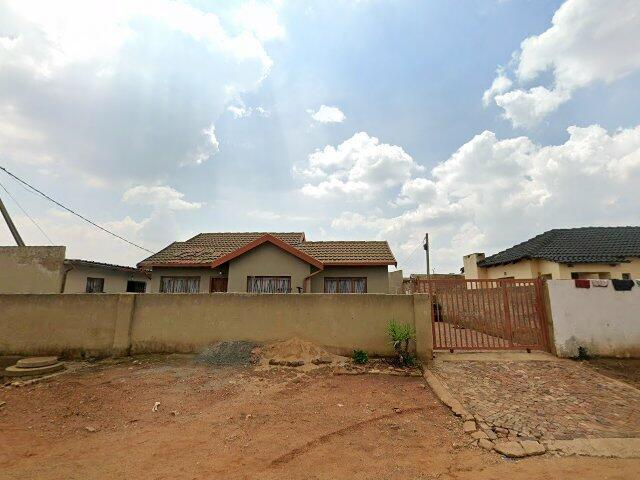 Portion 116 Of Erf 4676 Roodekop Extension 21 Township, 510 Luvuyo Street, Roodekop, Germiston