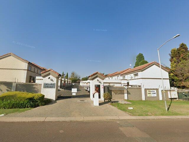 Section No. 17, Sectional Plan Ss601/2002, Woodhill Manor, Erf 1475 Pretoriuspark Township; City Of Tshwane Metropolitan Municipality; Also Known As Unit 17 Woodhill Manor, 944 Florianne Street, Pretoriuspark