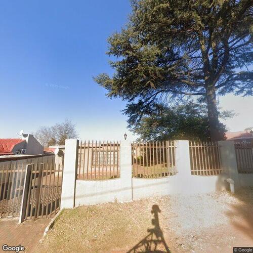 Erf 10, Lindhaven Township, Registration Division: Iq, Gauteng Province, Also Known As 160 South Road, Lindhaven, Roodepoort thumbnail