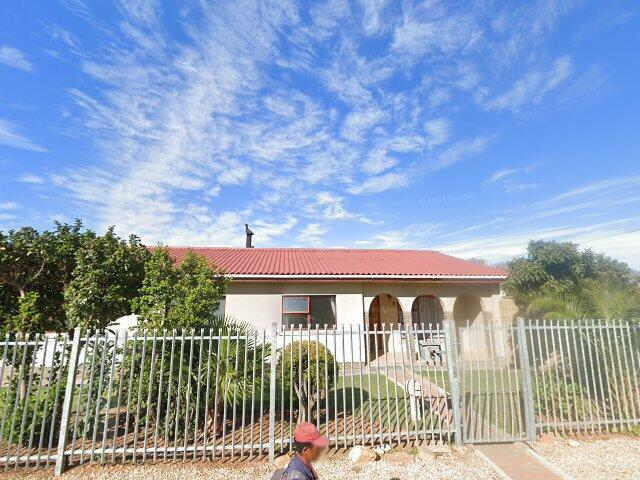 Erf 13897 Worcester, In The Breede Valley Municipality, Division Of Worcester, Province Of The Western Cape; Also Known As 6 Hendrik Hatting Street, Meiringspark, Worcester, Western Cape