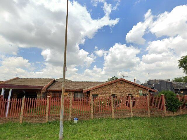 Erf 645 Lenasia South Extension 1 Township, Registration Division I.Q., Gauteng, Situated At 9 Springfield Street, Lenasia South Ext. 1