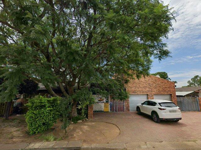 Erf 51 Pine Ridge Township, Registration Division J.S. The Province Of Mpumalanga, Also Known As: 35 Pholx Avenue, Pine Ridge, Witbank