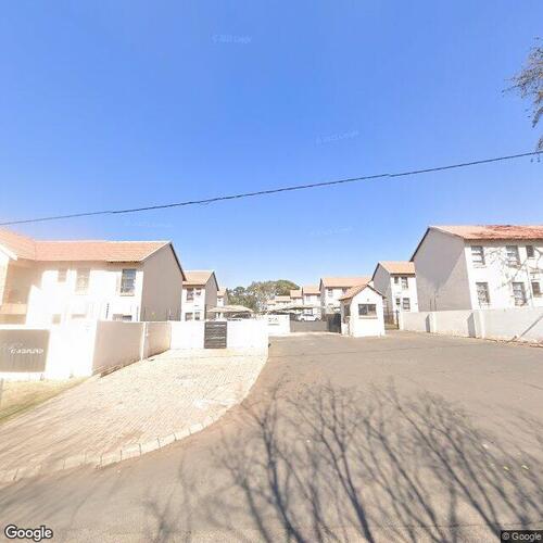 Section 53, Unit 53 (Door 53), Summer Gardens, 314 Reitz Street, Groblerpark Extension 93 Township, City Of Johannesburg thumbnail