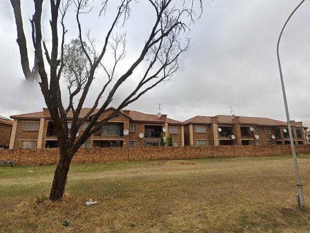 Section 32, Outeniqua Village, 31 Outeniqua Road, Modder East, Springs