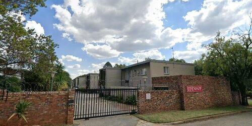 Section 28, Erf 440, Unit 28 (Door 39), Edenhof, 1 Olive Avenue, Adamayview, Klerksdorp