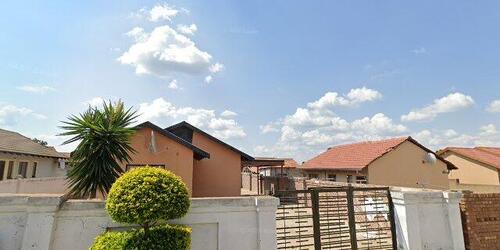 2 Bedroom House