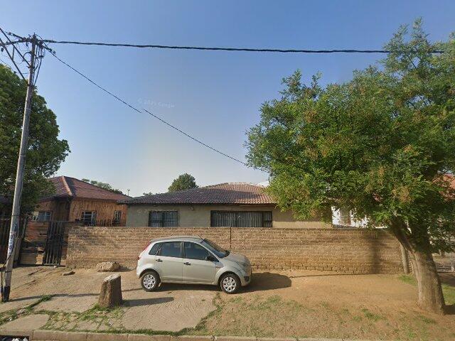 Remaining Extent Of Erf 327, Vereeniging Township, 73 A Kruger Avenue, Vereeniging