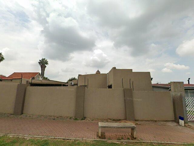 Portion 17 Erf 1734, 36 Millar Street, Sophiatown, Triomf