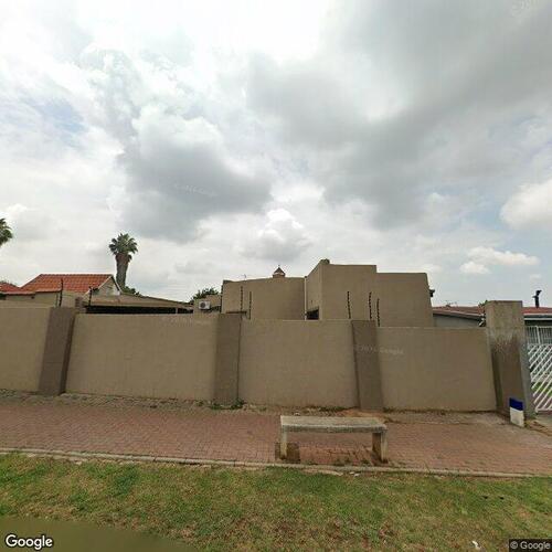 Portion 17 Erf 1734, 36 Millar Street, Sophiatown, Triomf thumbnail