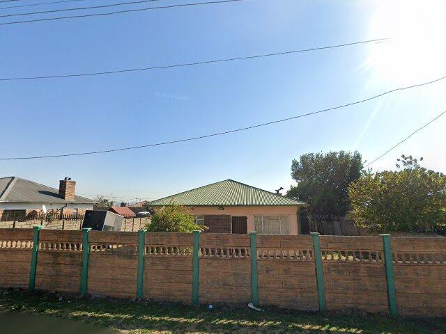 Erf 116, South Hills Township, 5 Reitz Street, South Hills, Johannesburg