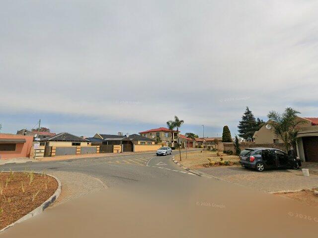 Unit 120, Ormonde View Estates South Village, 1 Lockheed Road, Aeroton Extension 11, 2190