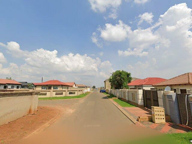 Erf 3273 Dawn Park Extension 7 Township, 29 Swartwitpens Street, Dawn Park Ext 7, Boksburg