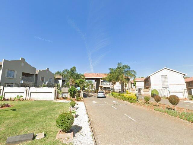 Section 41, Villa Primarius, Erf 350, Waterval East Extension 42, Unit 41 Villa Primarius, Line Road, Rustenburg