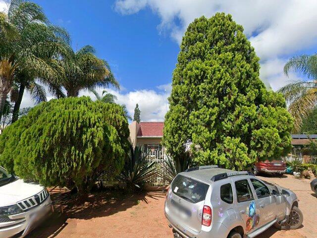Erf 4381, Pietersburg Extension 11, Registration Division Ls, Polokwane Local Municipality, Limpopo; 29 Mopane Street, Flora Park, Polokwane