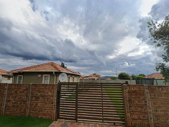 Erf 2625, House 2625 Flathead Street, Watervalspruit Extension 13