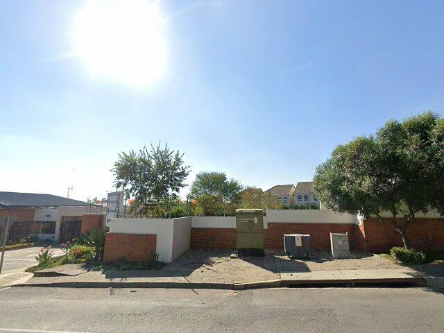 Unit 8 Stonefields, 141 Cedar Avenue West, Maroeladal Ext. 67, Johannesburg