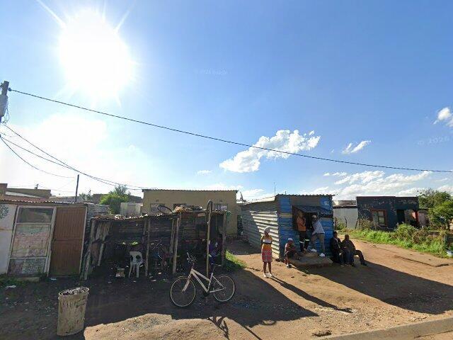 Erf 3288, 14 Basikelekile Crescent, Windmill Park Extension 9