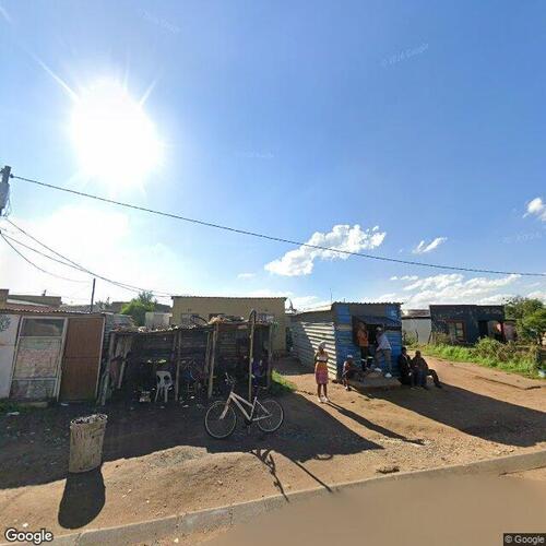 Erf 3288, 14 Basikelekile Crescent, Windmill Park Extension 9 thumbnail
