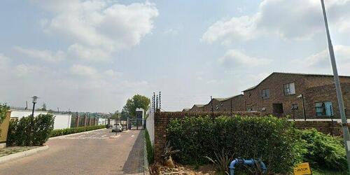 5 Bedroom Terraced Villa