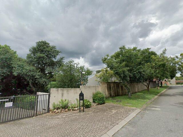Unit 11, The Louries Body Corporate, Fontein Street, Sonneglans, Johannesburg, 2188