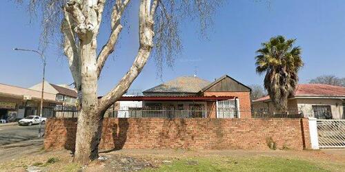 7 Bedroom House