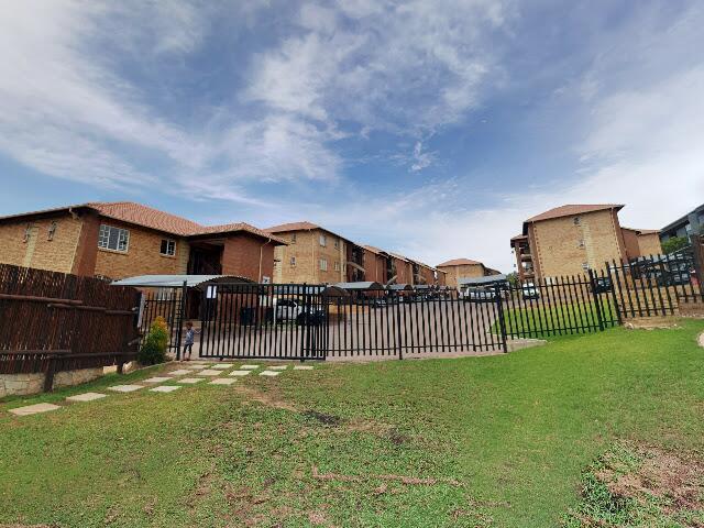 Unit 146, Fountain View Body Corporate, 71 14th Road, Erand Gardens Ext 64, Midrand, 1682