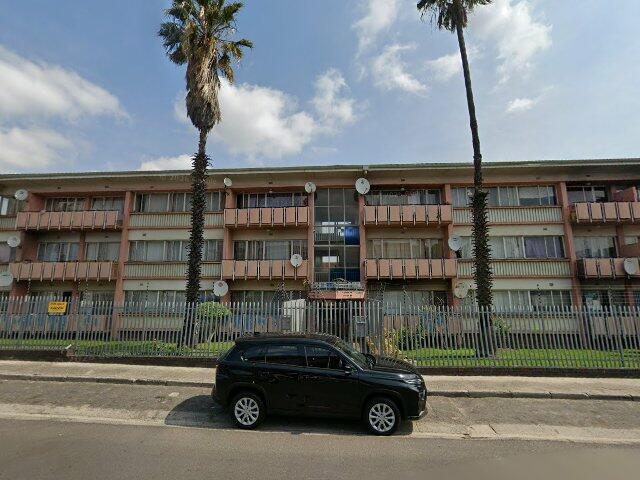 Section 25, Van Eeden's Hof, 17 Louis Trichardt Street, Parow, Cape Town, Western Cape