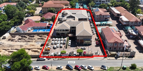FERNDALE - ±3 000m² OFFICE INVESTMENT