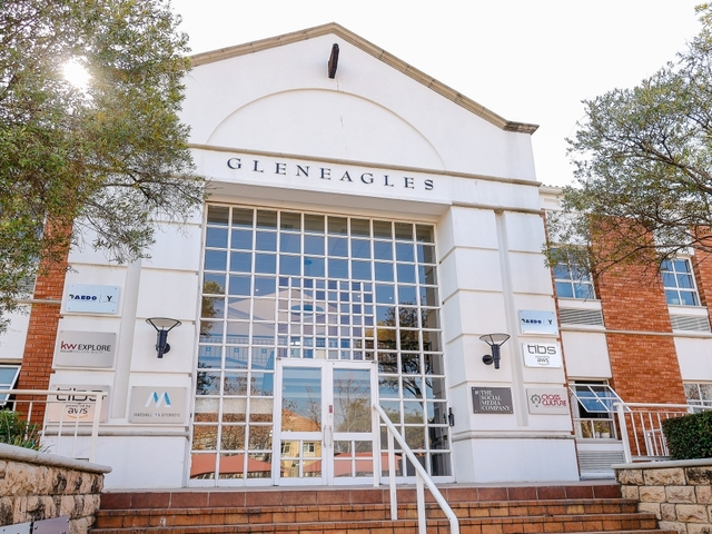 1 Roos Street, Fourways