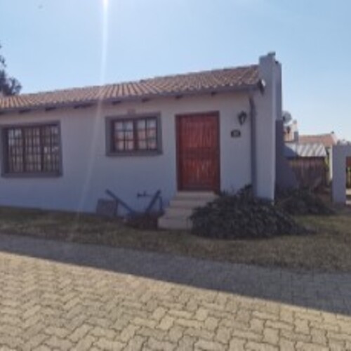 29 SS Carrowmore Park 247 Norfolk Road Measuring 81 m2 Monthly Rates R729.38 Monthly Levy R3 895.00, Halfway Gardens, Gauteng thumbnail