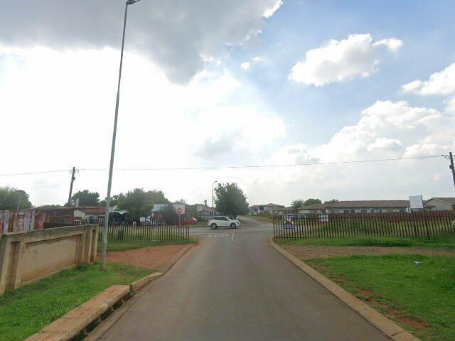 Unit 31 Chelsea, 4940 Tsesebe Street, Dawn Park Ext 42, Boksburg