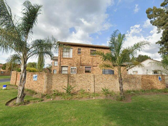 Unit 2 Michael House, 917 Sovereign Road, Wilgeheuwel Extension 9, Roodepoort