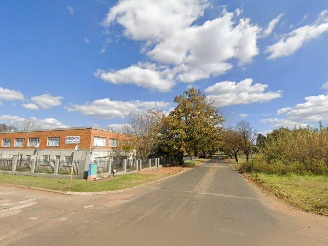 Portion 4 Of Erf 1113, 103 D Zuid Street, Rensburg, Heidelberg