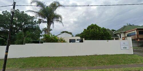 5 Bedroom House With Outbuilding