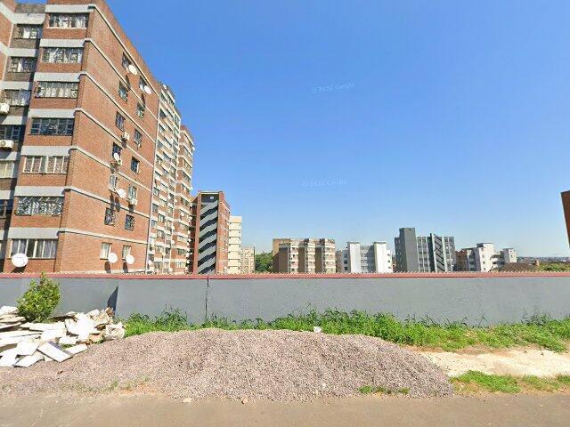 Section 907, Highpoint, 81 West Road, Overport, Durban